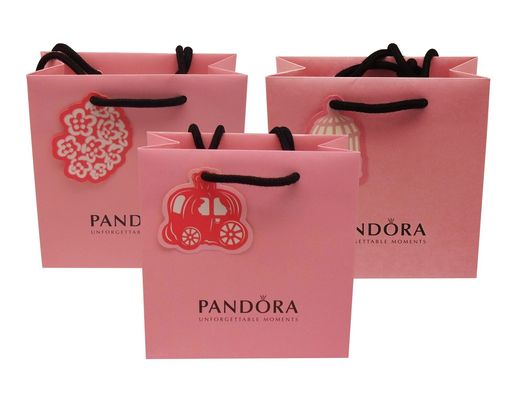 Good price Personalised customized color packing paper bag with black  handle online